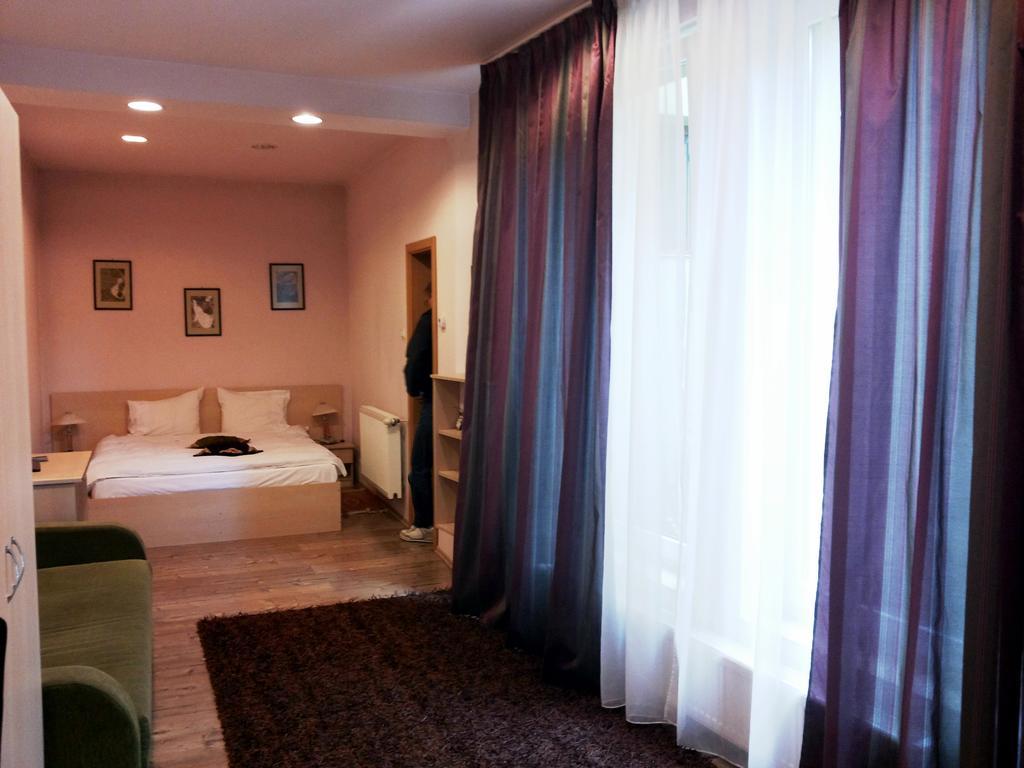 Lucas 10 Apartments Cluj-Napoca Phòng bức ảnh